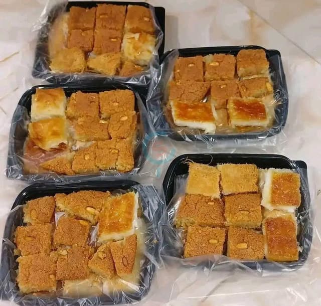 تشكيله حلويات بيتي